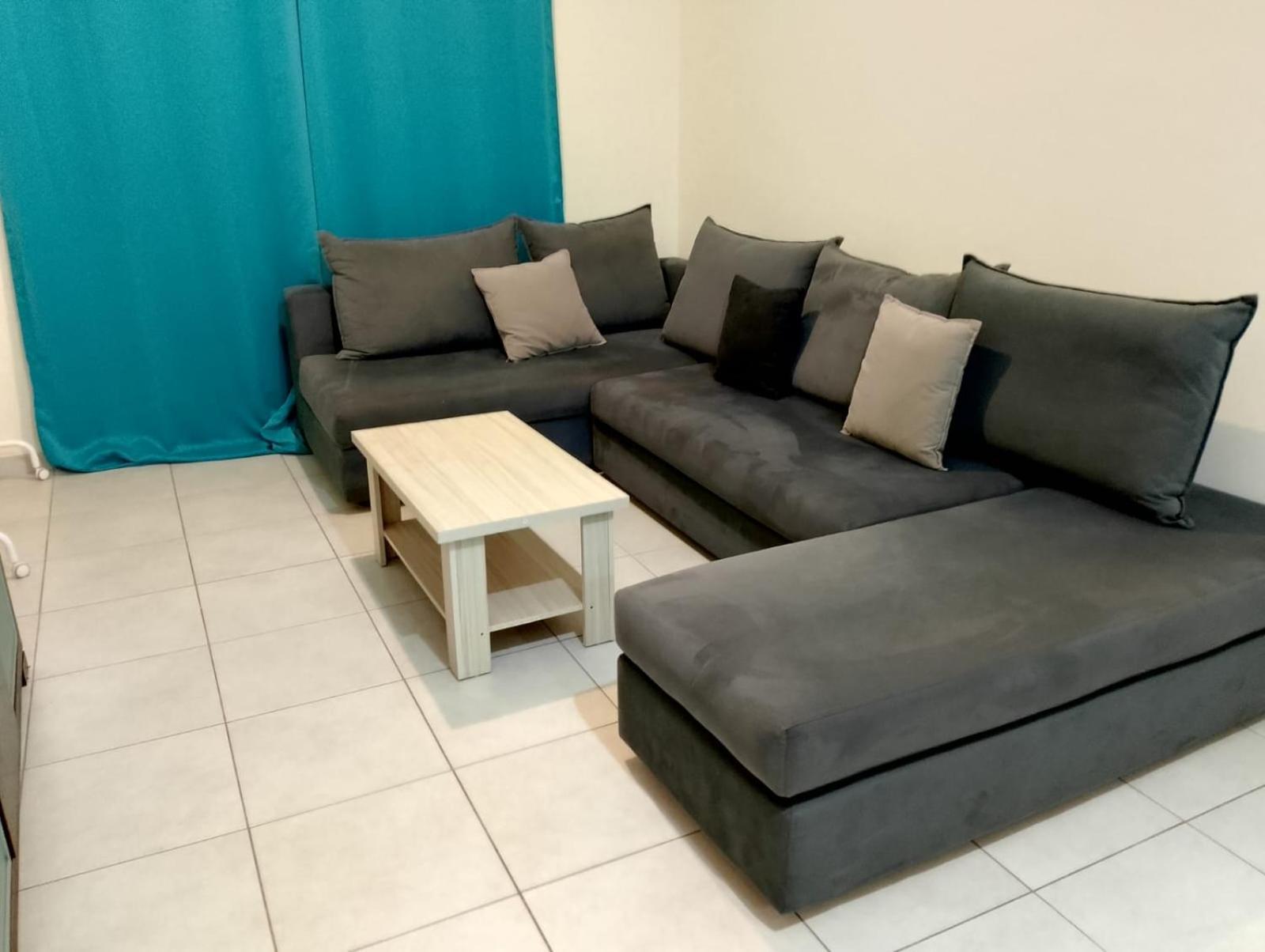 Apartament Two Bedroom Holidays Apartment, Walking Distance To The And Harbour